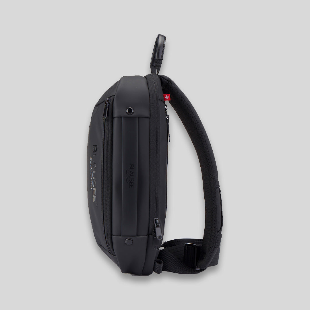 ADELBODEN SLING BAG
