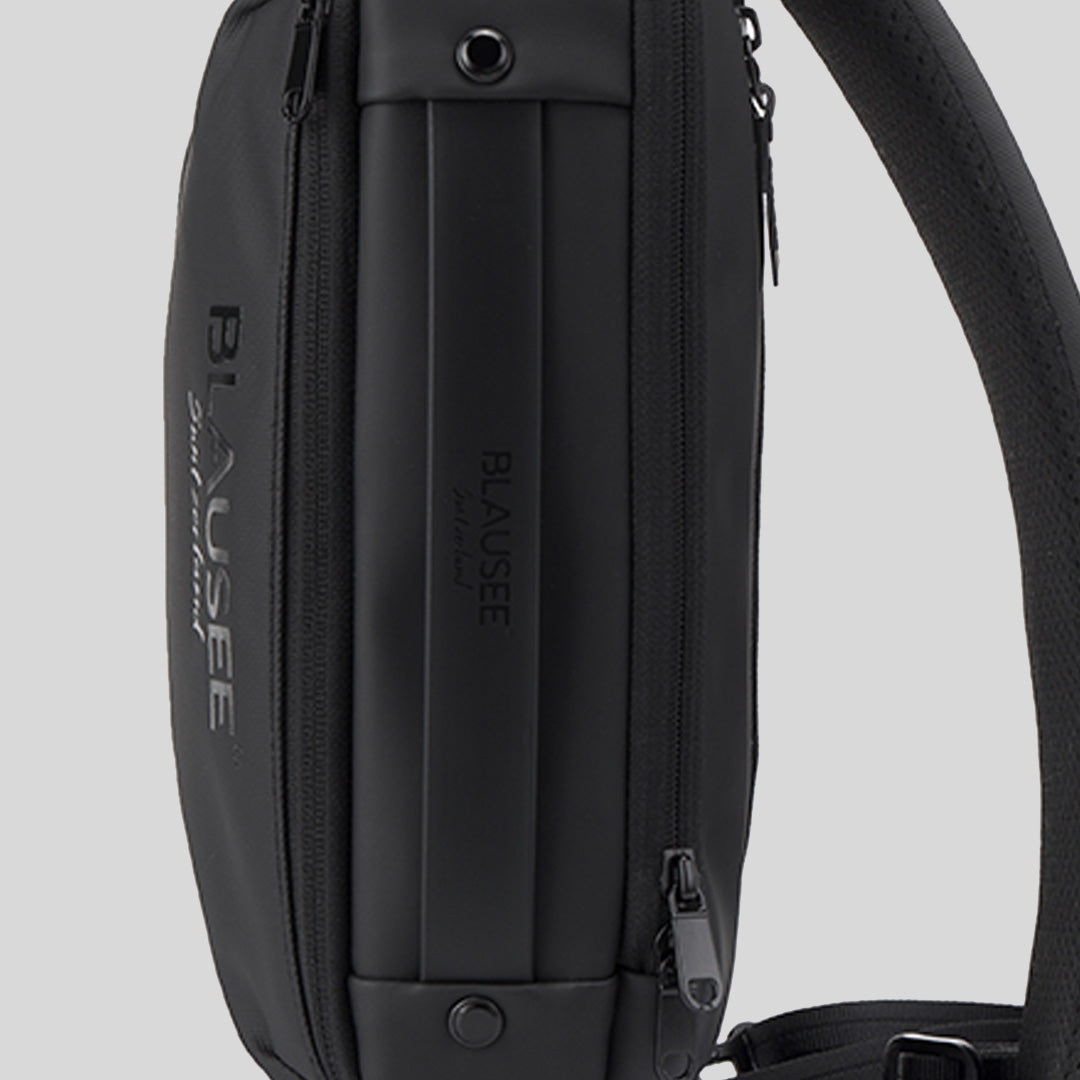 ADELBODEN SLING BAG