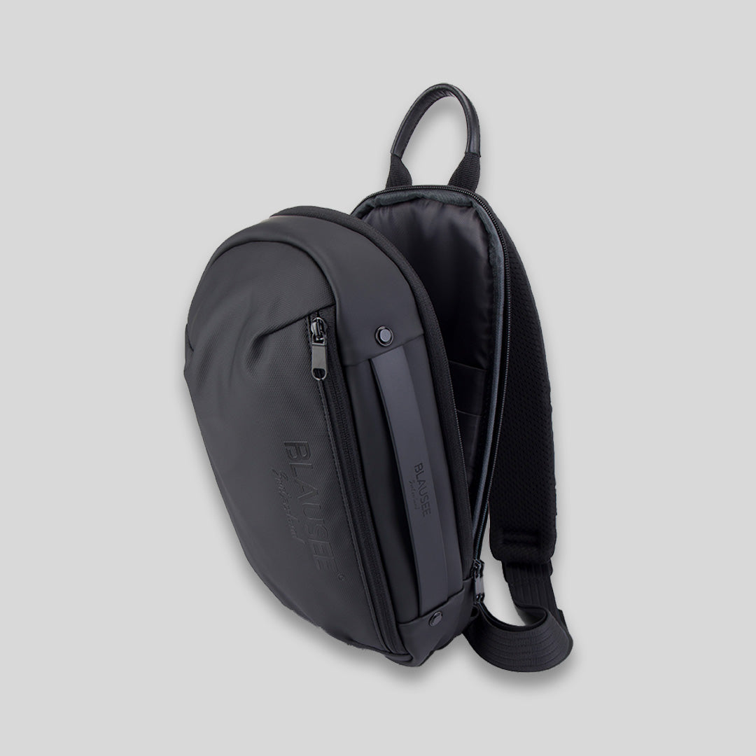 ADELBODEN SLING BAG